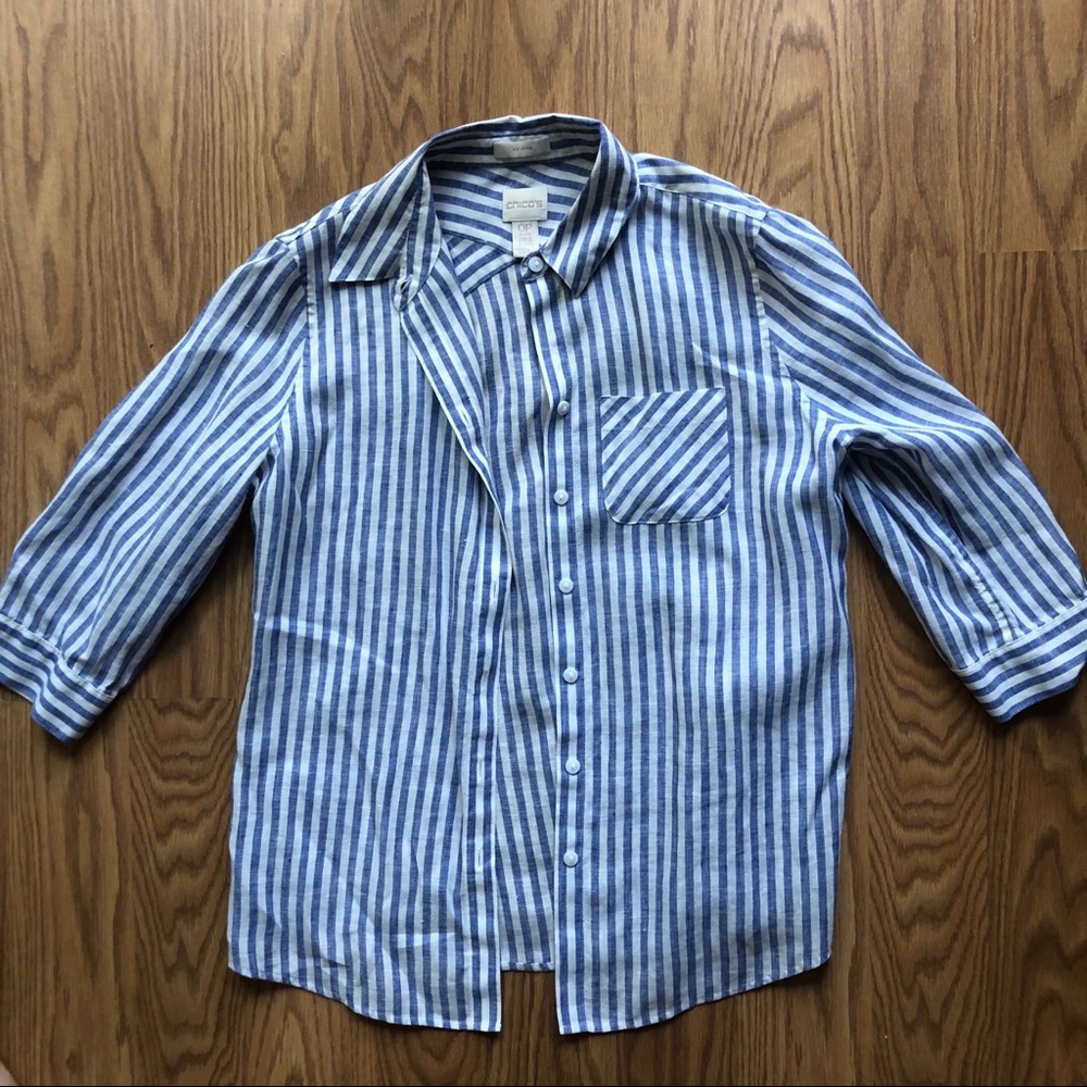 🎉5/$25!!!! 🎉
[Chico’s] button down